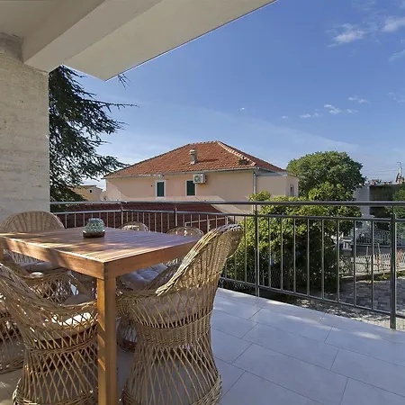 Apartments Sanja Primosten Exterior photo
