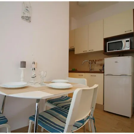 Apartments Sanja Primosten Exterior photo